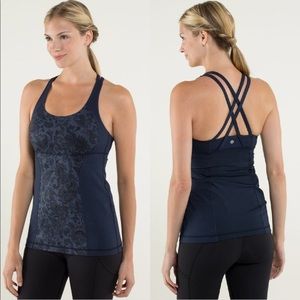 ✨BUY ONE GET ONE✨Lululemon Yoga Energy Tank Top Paisley Inkwell Navy Blue